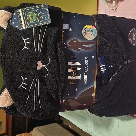 Furry Black CAT Hooded Zip Pajama Size L or XL NEW in Package Adult ONESIE - Picture 2 of 12